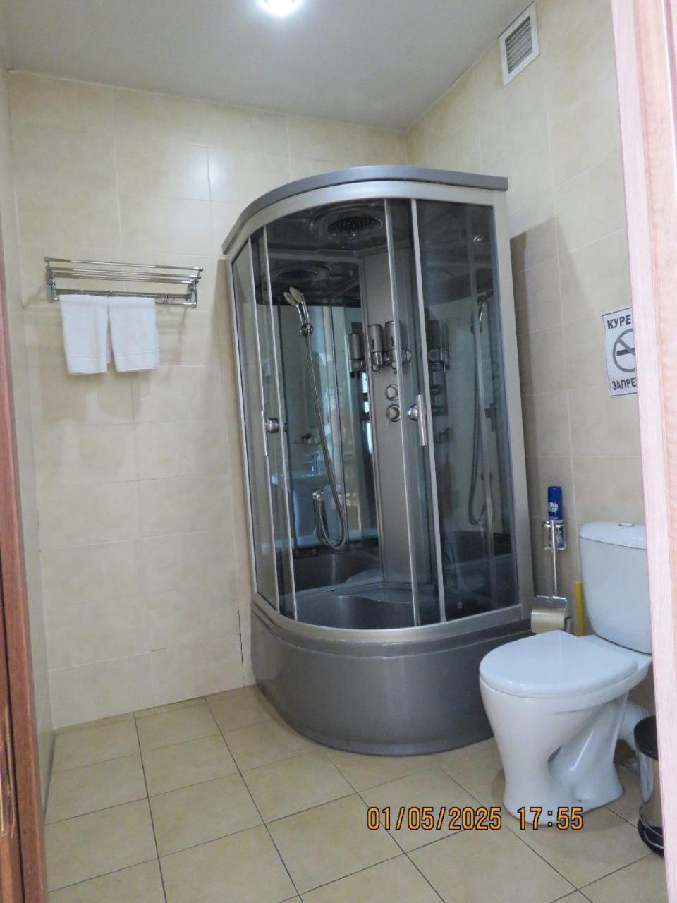 Pride Hotel Taraz Exterior foto