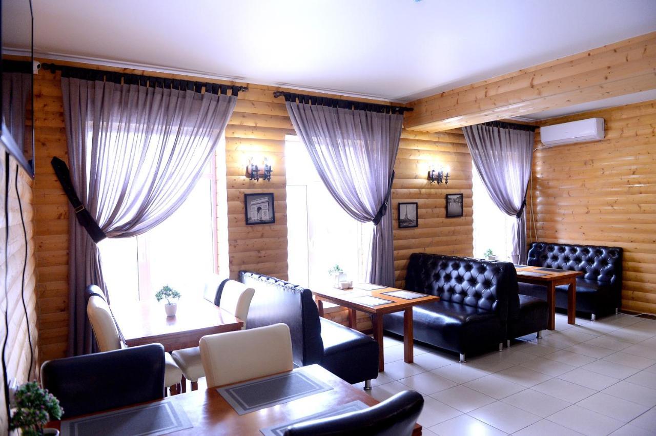 Pride Hotel Taraz Exterior foto