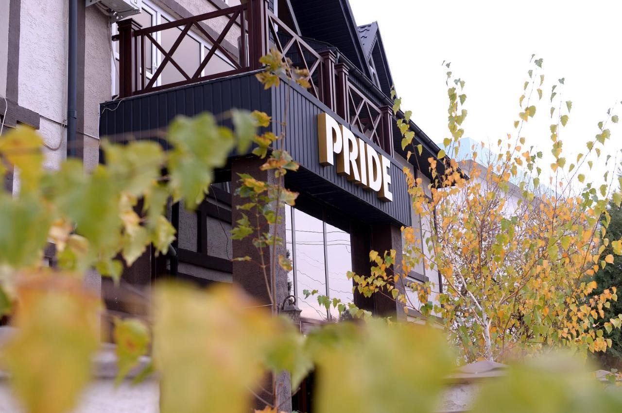 Pride Hotel Taraz Exterior foto